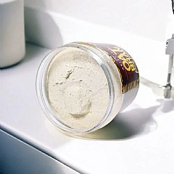 HRISTINA COSMETICS FACE PEELING OAT BRAN ΦΥΣΙΚΟ PEELING ΠΡΟΣΩΠΟΥ ΜΕ ΠΙΤΟΥΡΟ ΒΡΩΜΗΣ ΓΙΑ ΒΑΘΥ ΚΑΘΑΡΙΣΜΟ, ΛΕΙΑΝΣΗ & ΛΑΜΨΗ 200ml